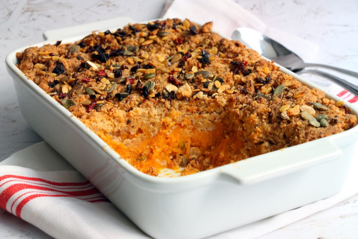 פאי רועים בטטה וגזר עם קרמבל