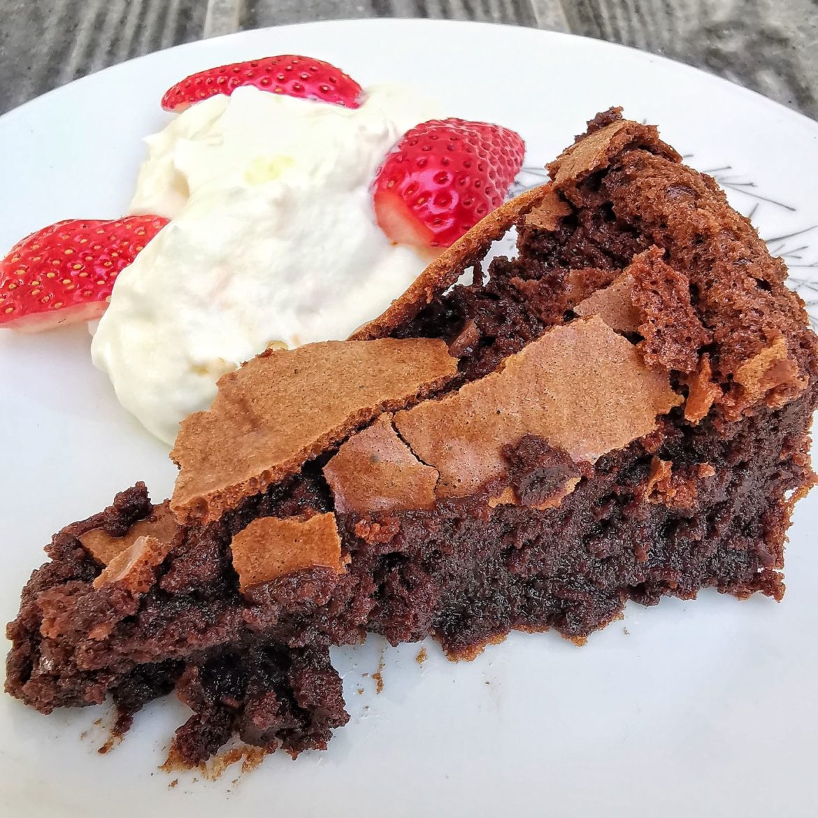 עוגת שוקולד נמסיס